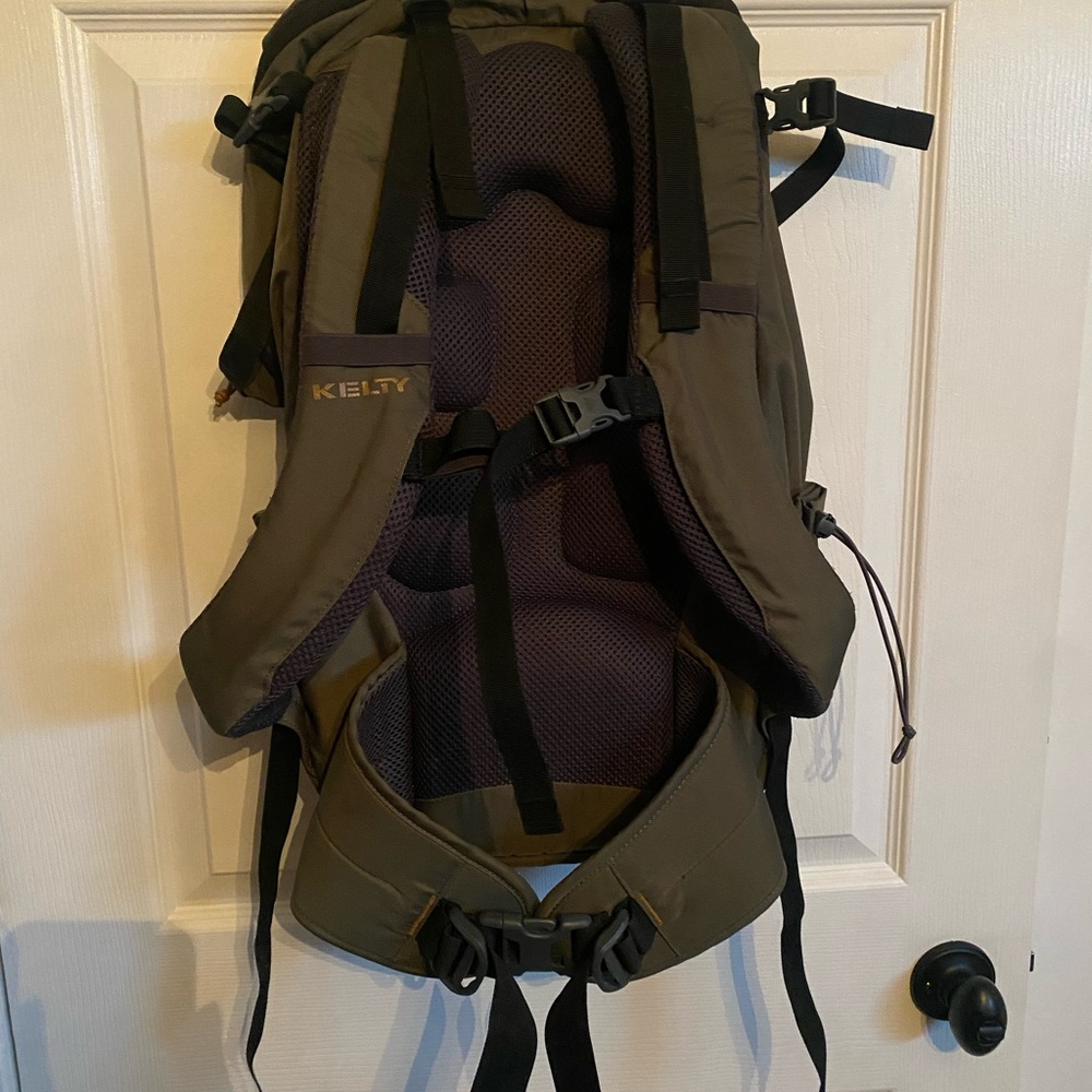 Kelty Backpack - Picture 4 of 6